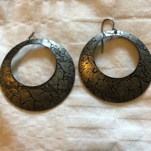 Dangle earrings